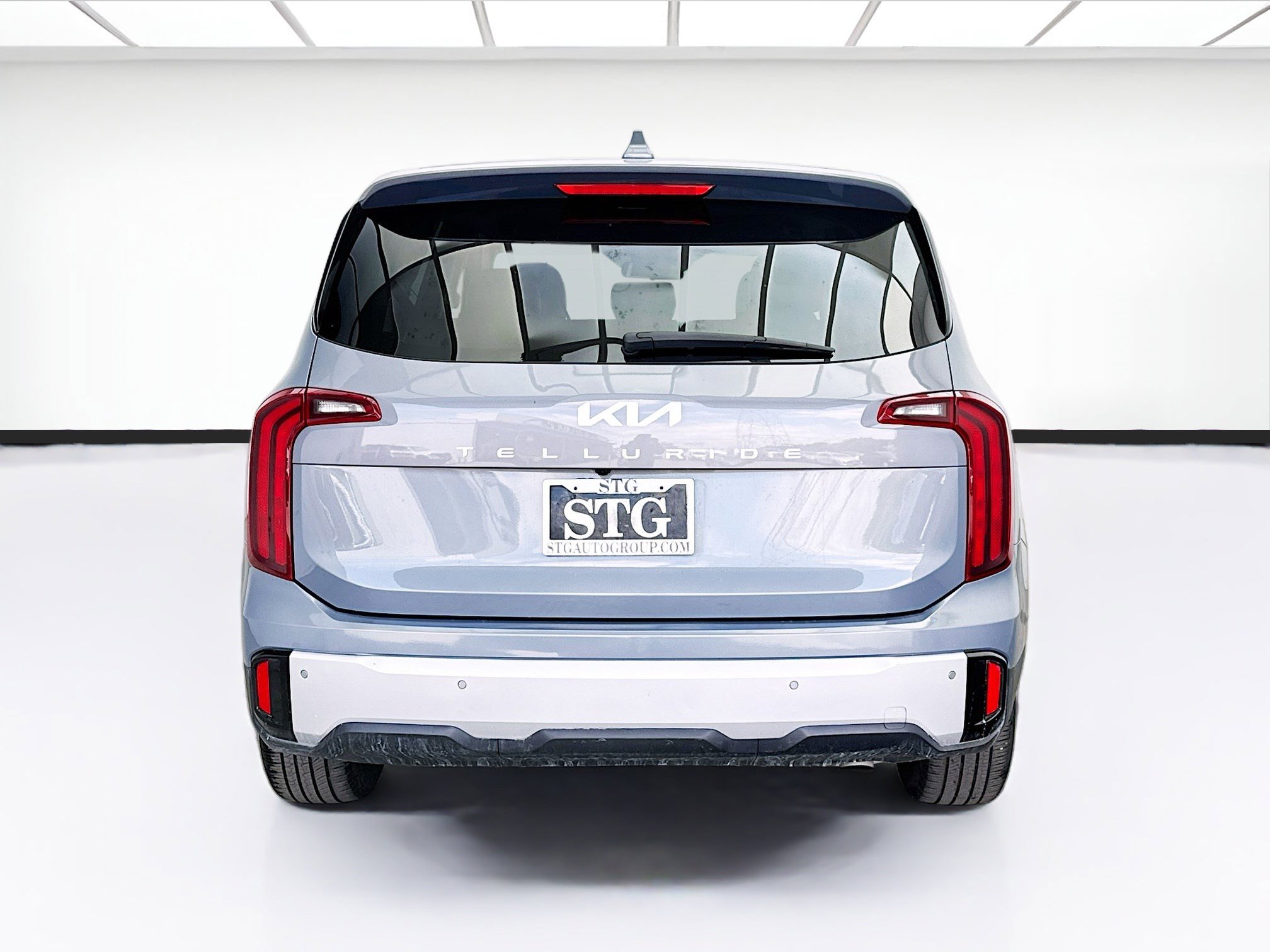 Used 2024 Kia Telluride LX FWD image 5