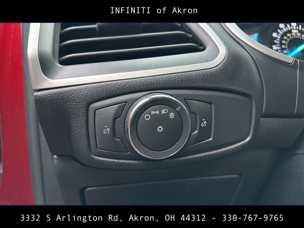 Used 2015 Ford Edge SEL w/ Equipment Group 201A image 49