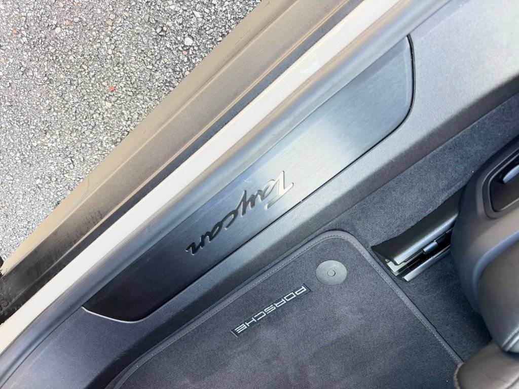 Certified 2022 Porsche Taycan RWD image 25