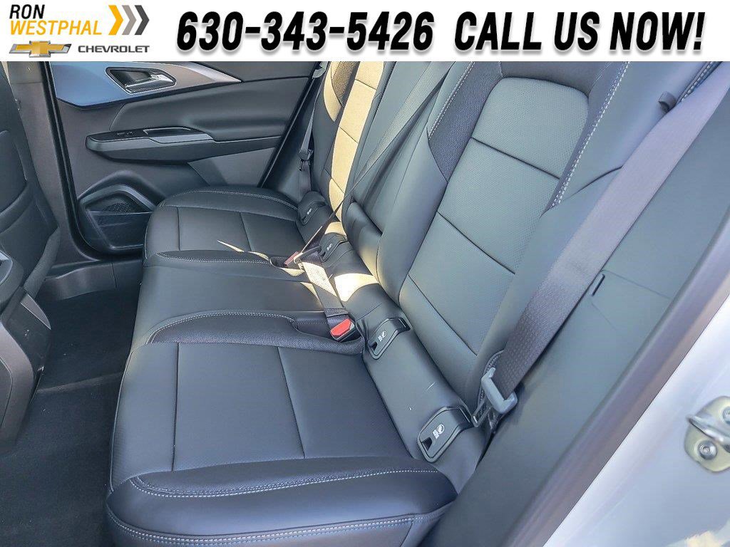 New 2026 Chevrolet Equinox EV LT image 9