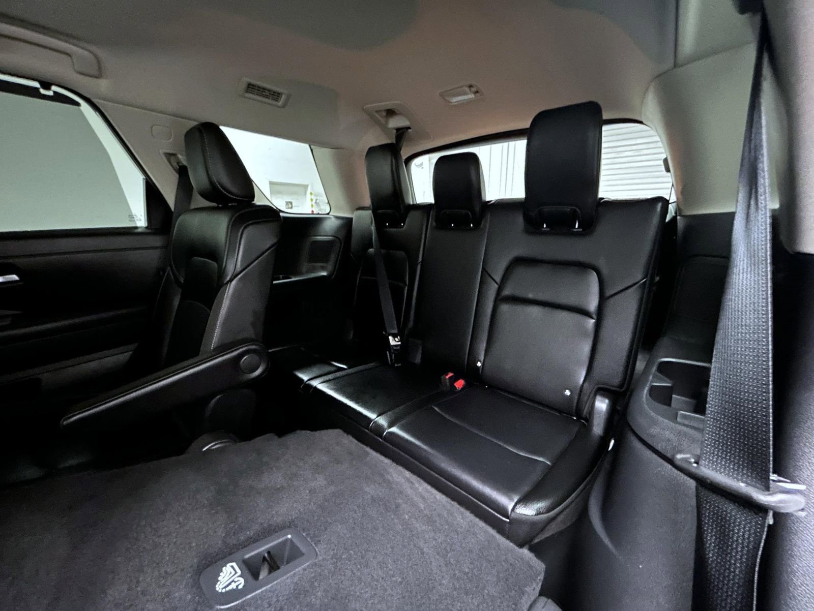 Used 2024 Nissan Pathfinder SL w/ SL Premium Package image 19