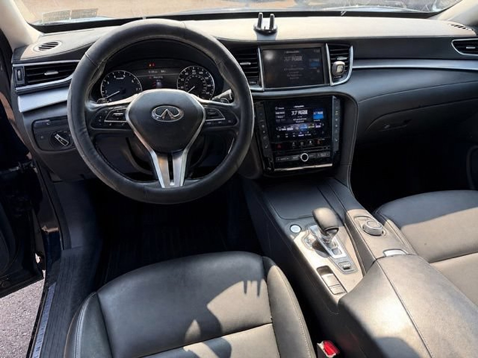 Used 2020 INFINITI QX50 Luxe w/ Cargo Package AWD/4WD image 12