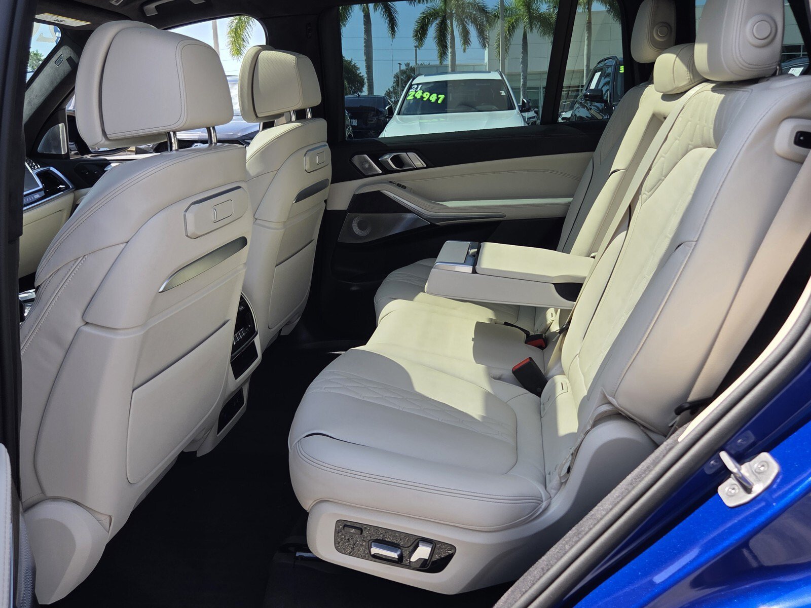 Used 2026 BMW X7 M60i AWD/4WD image 11