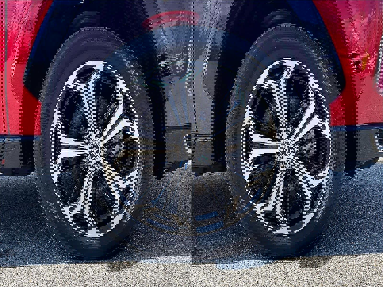 Used 2023 Toyota RAV4 XSE w/ Weather Package AWD/4WD image 7