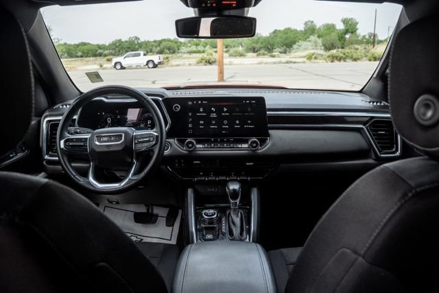Used 2024 GMC Canyon Elevation AWD/4WD image 15