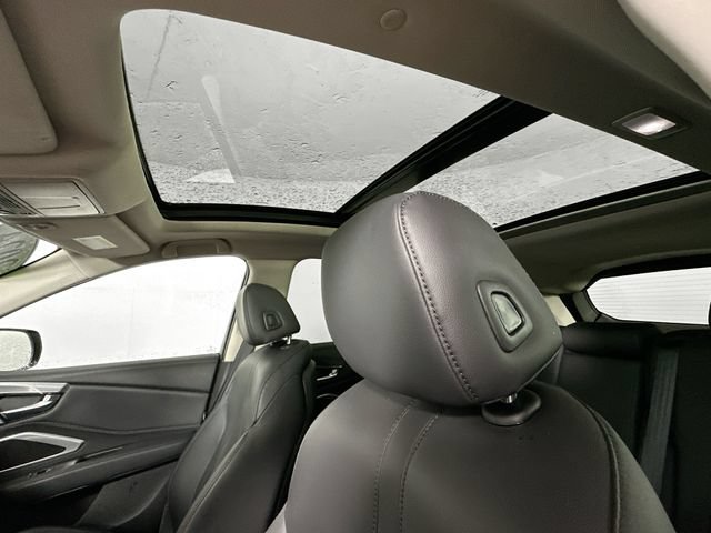 Used 2024 Acura RDX SH-AWD image 18