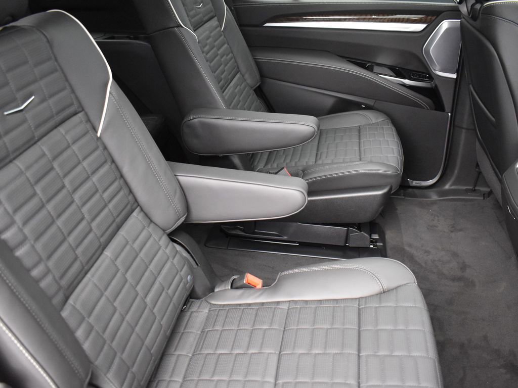 Certified 2026 Cadillac Escalade Platinum Sport w/ LPO, ONYX Package image 36