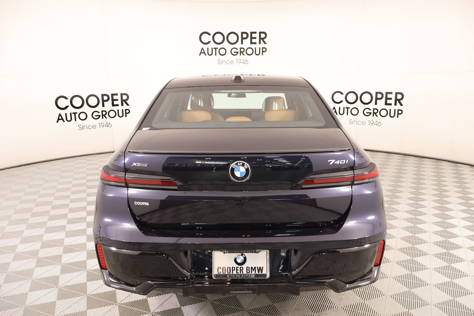 New 2026 BMW 740i xDrive w/ Premium Package AWD/4WD image 22