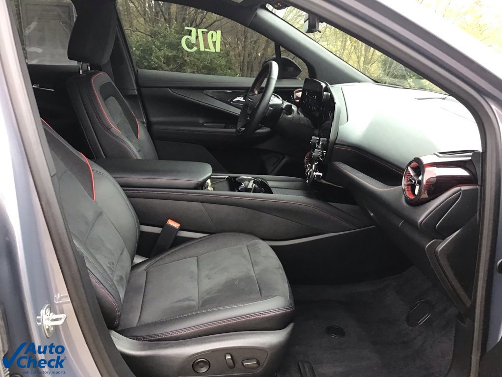 Used 2024 Chevrolet Blazer EV RS image 23