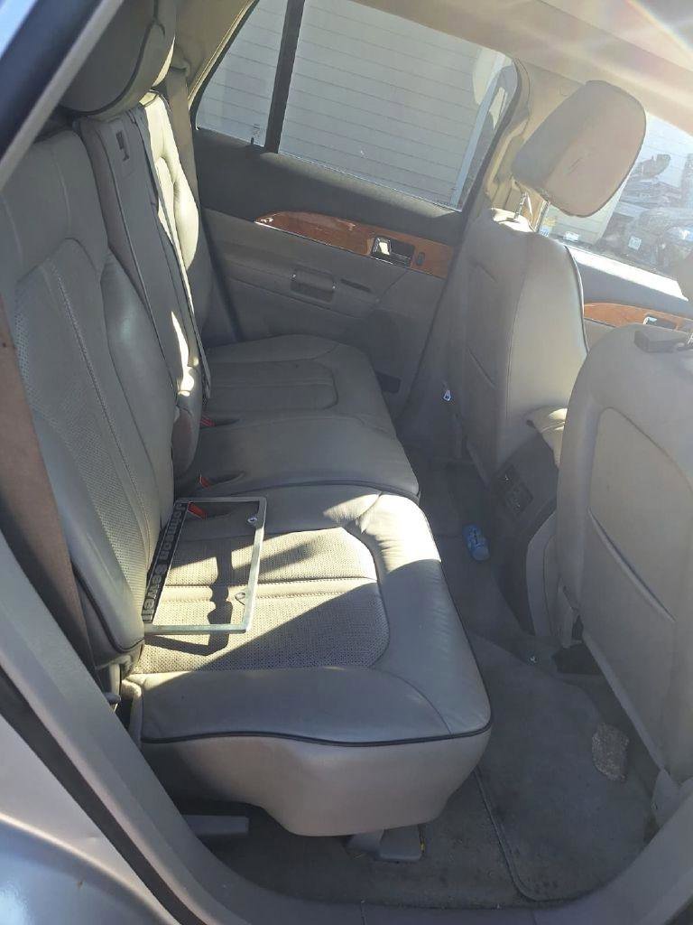 Used 2013 Lincoln MKX image 10