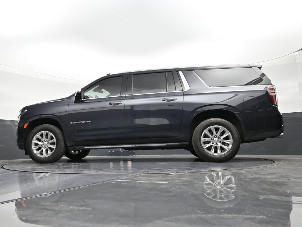 Used 2024 Chevrolet Suburban Premier RWD image 21