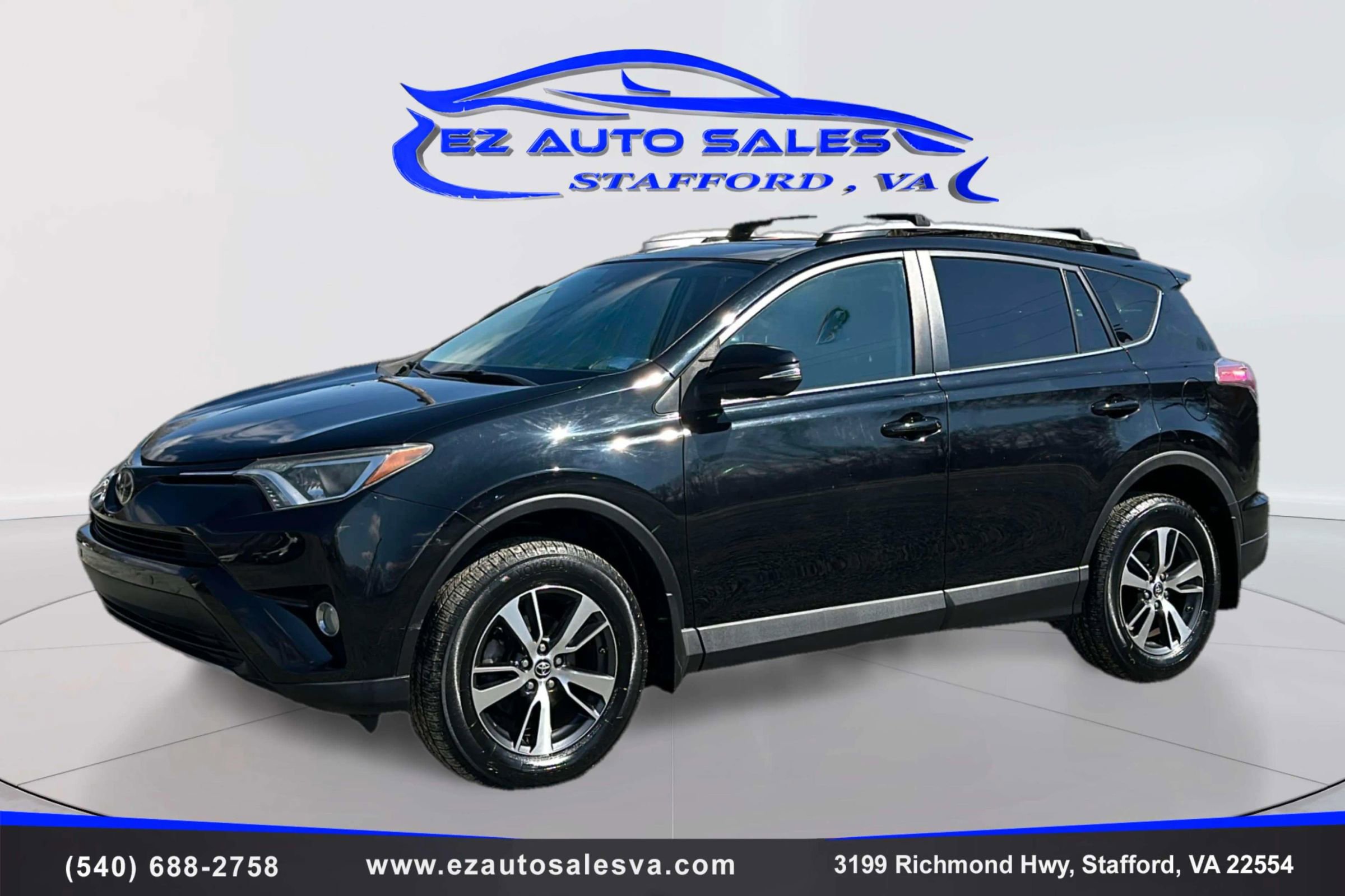 Used 2018 Toyota RAV4 XLE image 1