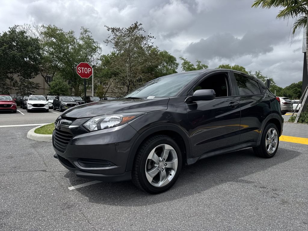 Used 2017 Honda HR-V LX image 28