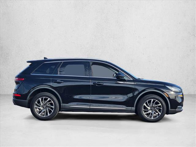 Used 2021 Lincoln Corsair Standard image 4