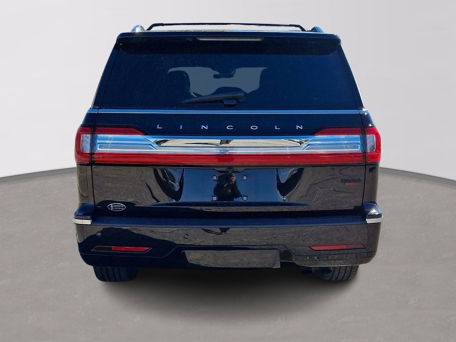 Certified 2020 Lincoln Navigator Reserve w/ Luxury Package image 5