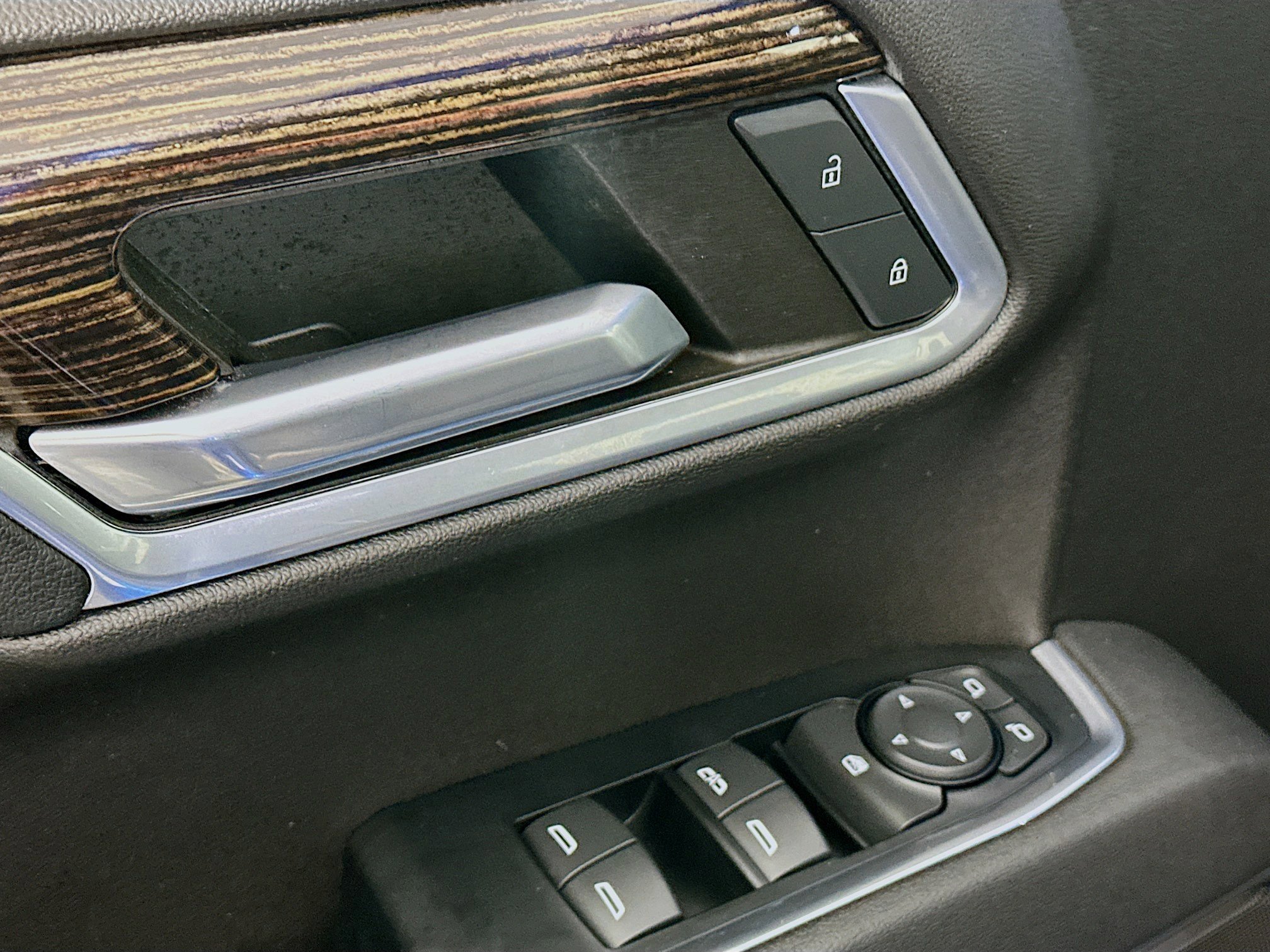 Used 2023 GMC Sierra 1500 Elevation image 15