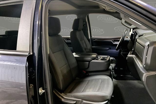 Used 2023 Chevrolet Silverado 1500 LT AWD/4WD image 16