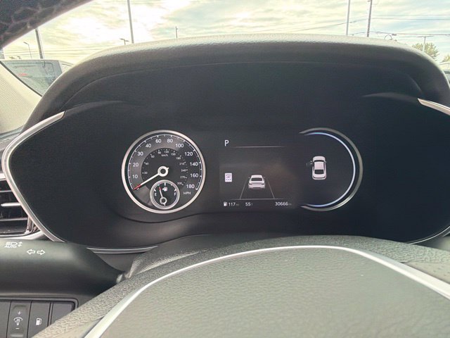 Used 2025 Genesis G70 2.5T AWD/4WD image 24