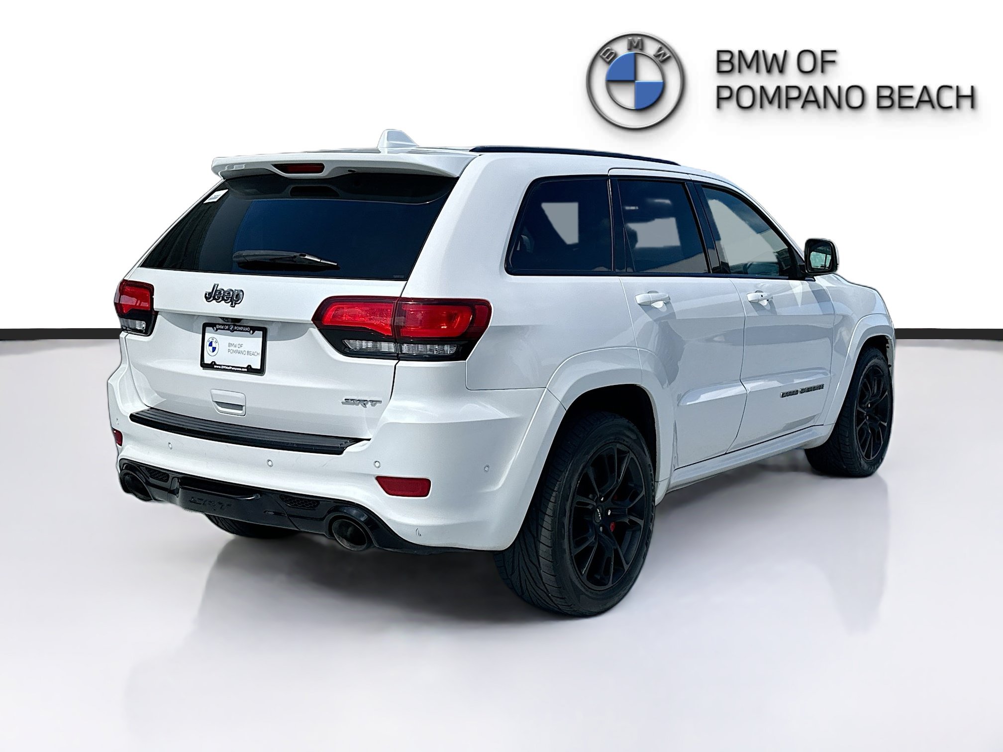 Used 2017 Jeep Grand Cherokee SRT AWD/4WD image 7