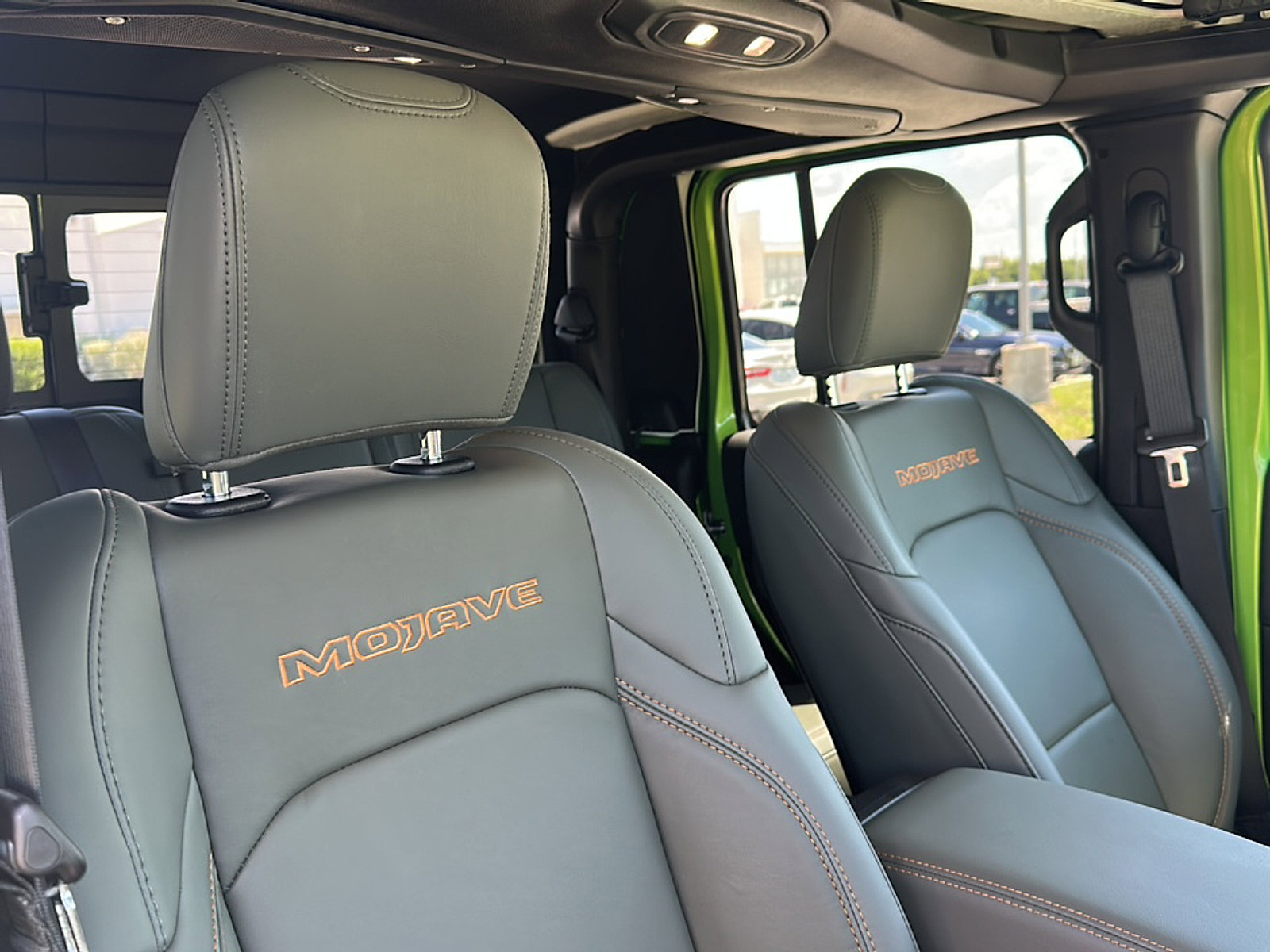 Used 2025 Jeep Gladiator Mojave image 24