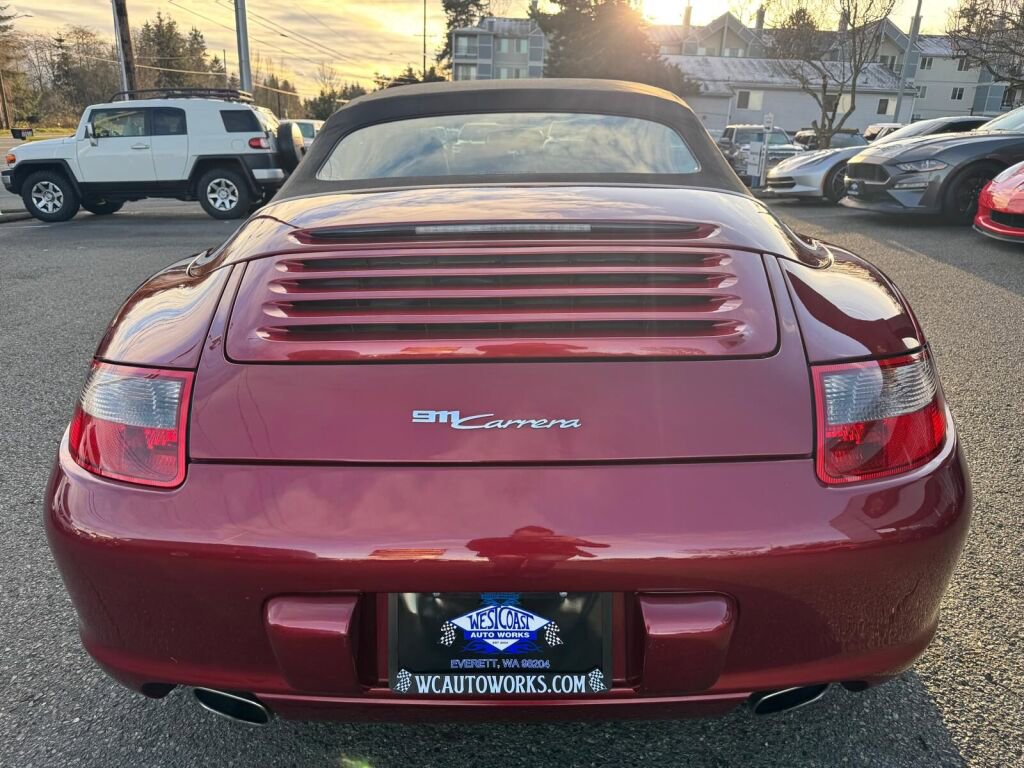 Used 2008 Porsche 911 Carrera 4 image 3