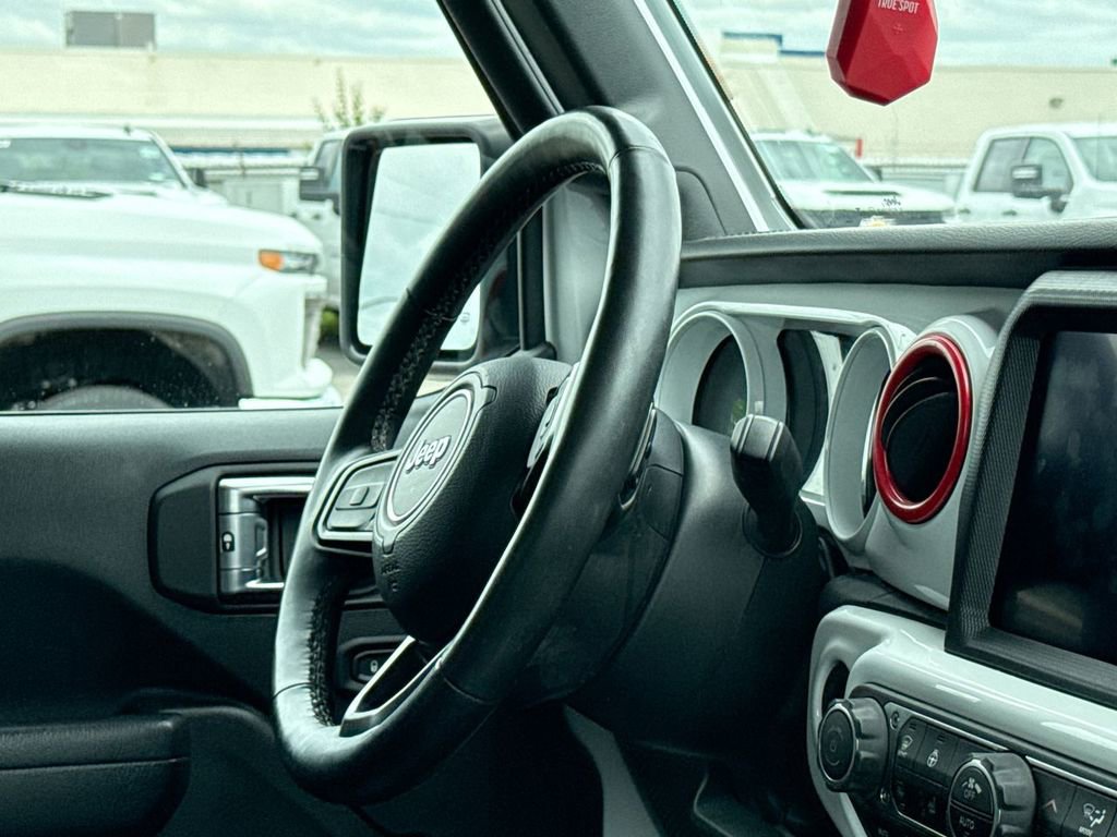 Used 2022 Jeep Gladiator Sport AWD/4WD image 14