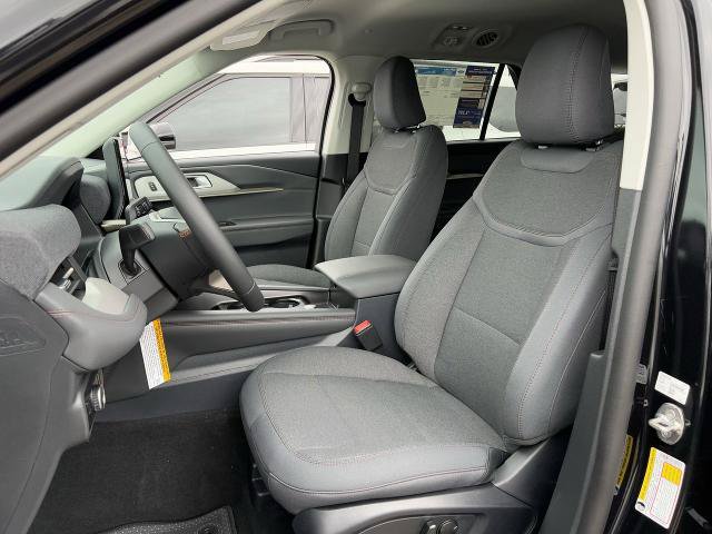 New 2026 Ford Explorer Active RWD image 48