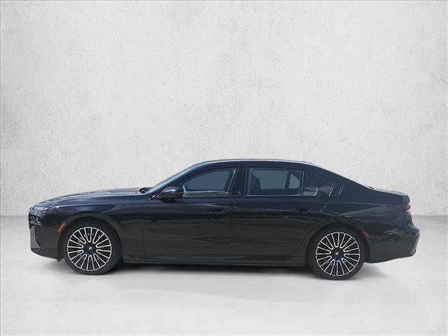 Used 2026 BMW i7 xDrive60 w/ Executive Package AWD/4WD image 4