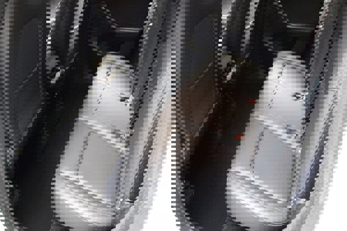 Used 2023 Tesla Model Y Long Range image 12