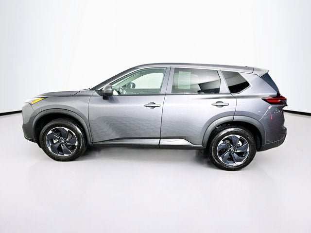 Used 2024 Nissan Rogue SV AWD/4WD image 8