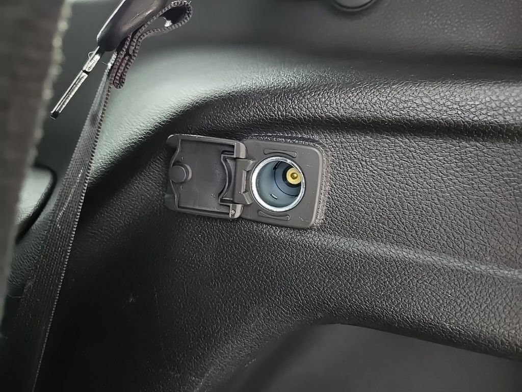 Used 2023 Jeep Grand Cherokee L Limited w/ Black Appearance Package image 44