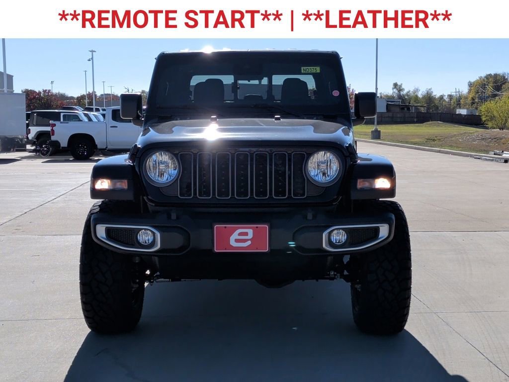 New 2025 Jeep Gladiator Sport AWD/4WD image 2