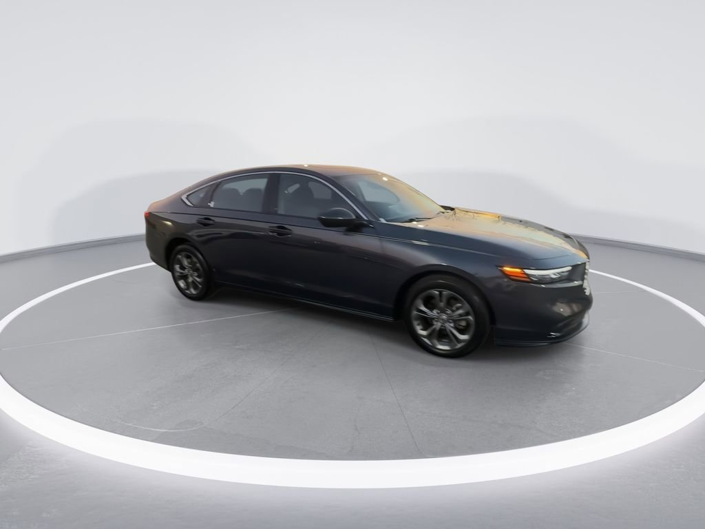 Used 2023 Honda Accord EX image 2