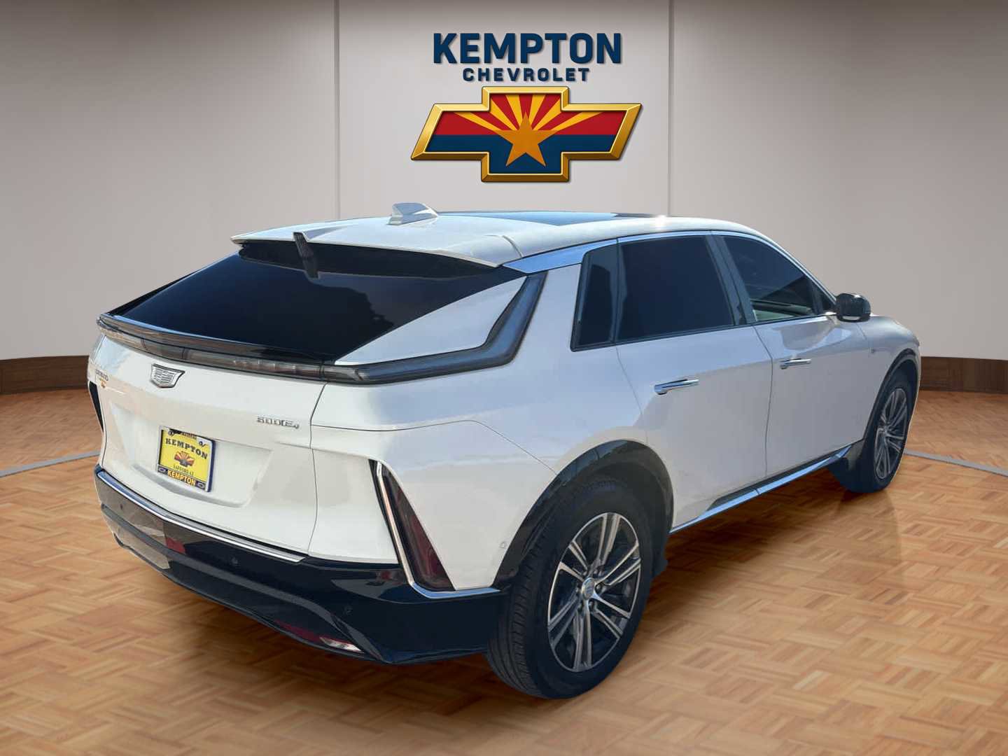 Used 2024 Cadillac Lyriq Luxury image 6