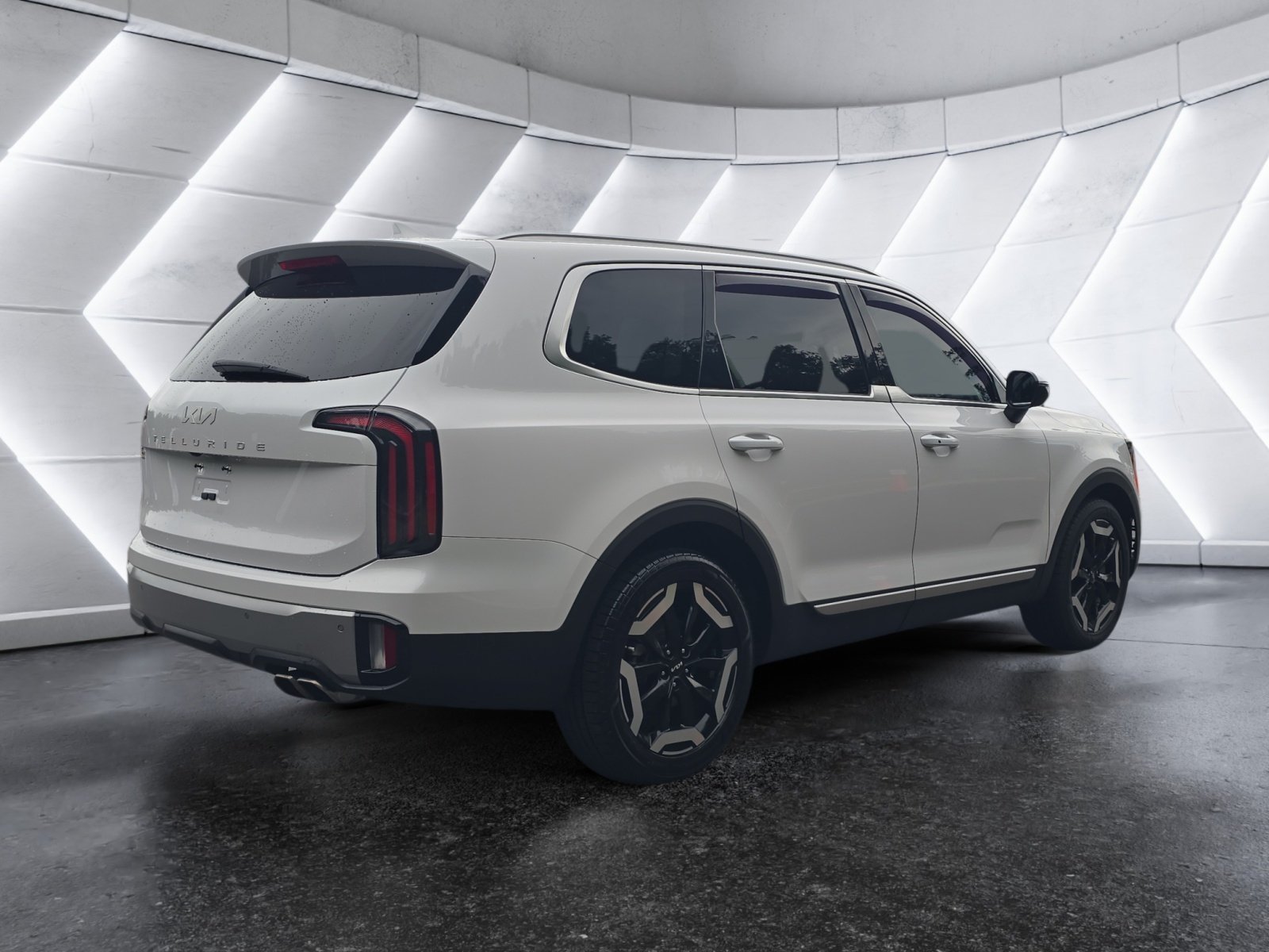 Used 2023 Kia Telluride EX FWD image 5