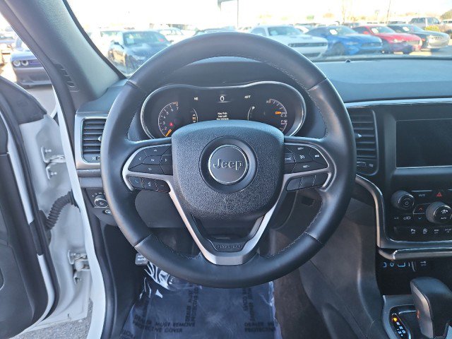 Used 2018 Jeep Grand Cherokee Laredo image 13