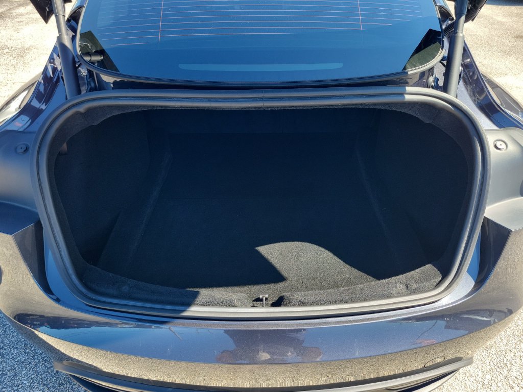 Used 2024 Tesla Model 3 Standard Range RWD image 6