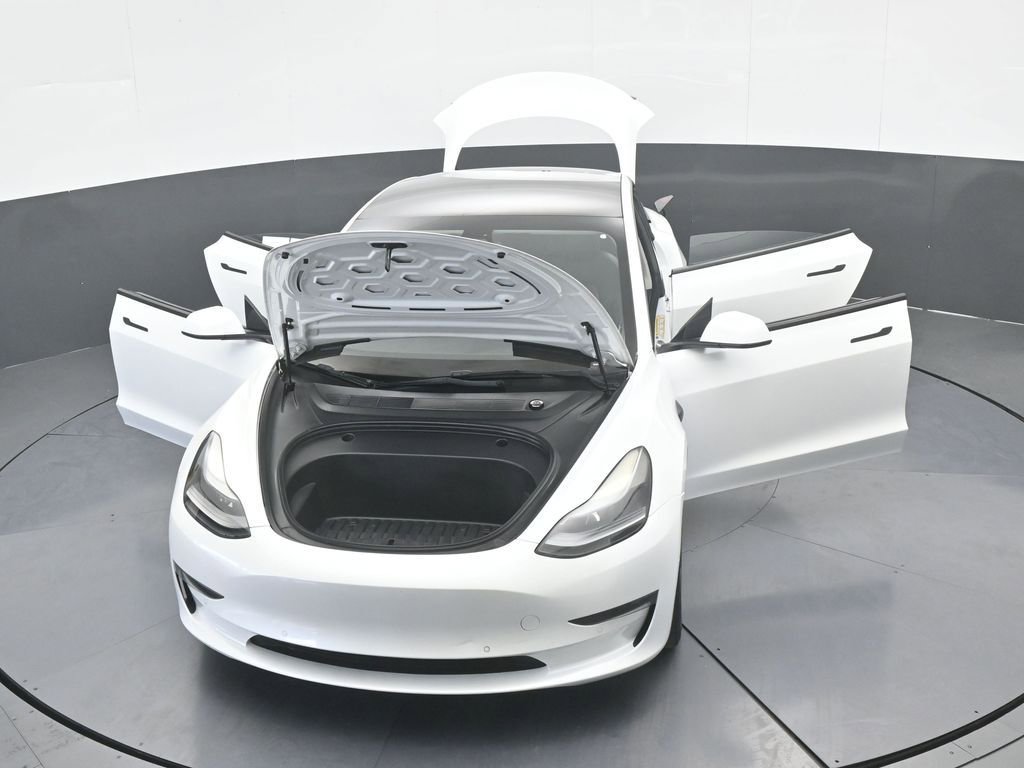 Used 2021 Tesla Model 3 Standard Range Plus image 70