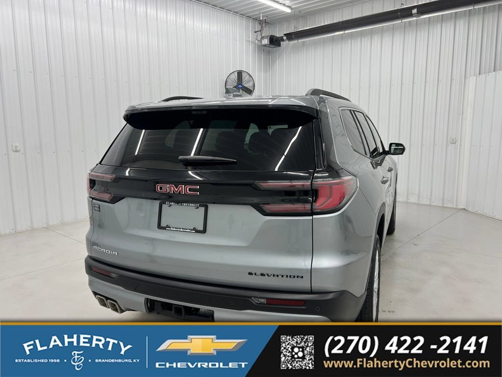 Used 2026 GMC Acadia Elevation w/ Elevation Premium Package FWD image 3