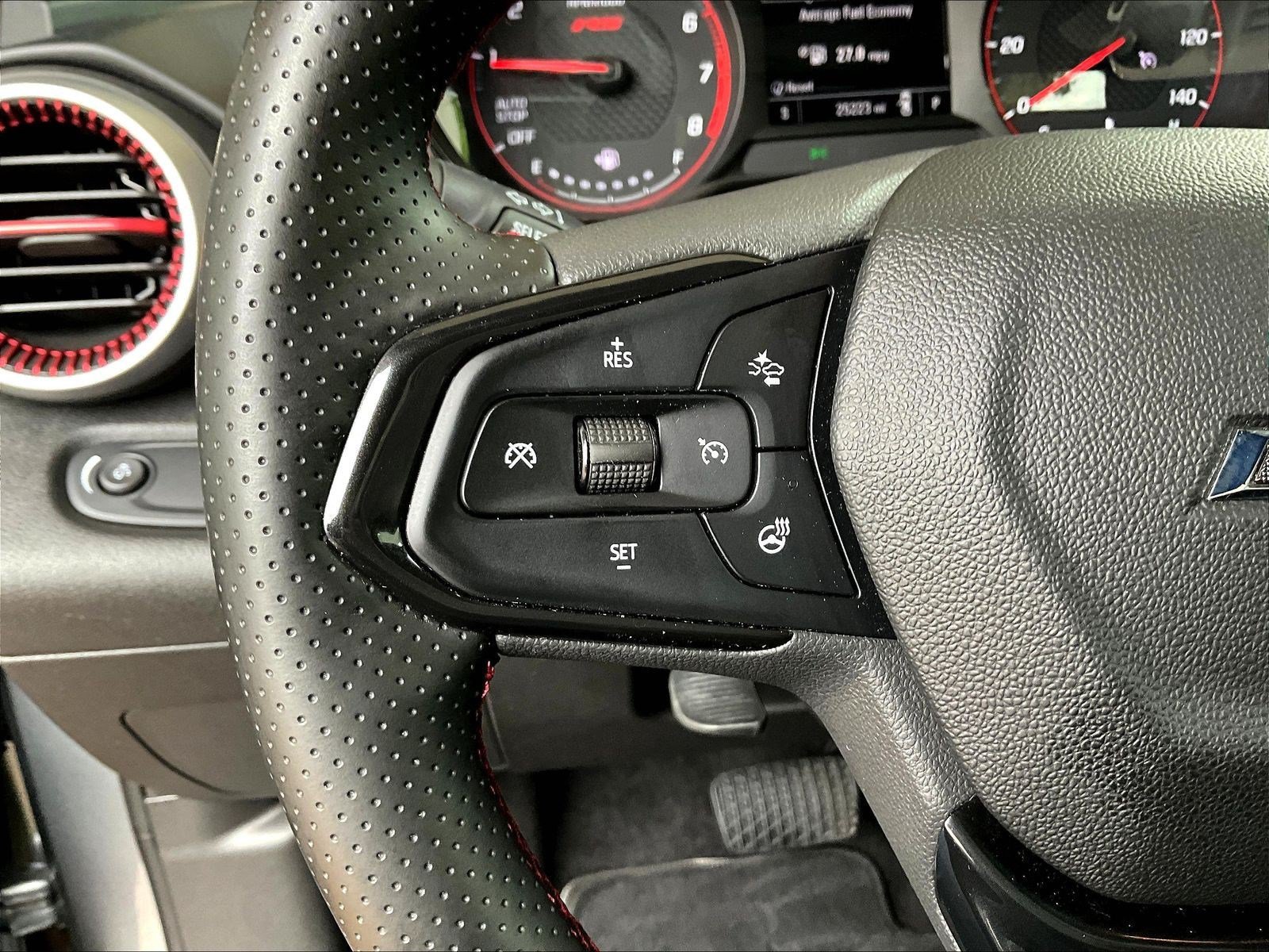 Used 2024 Chevrolet Trax RS FWD image 10