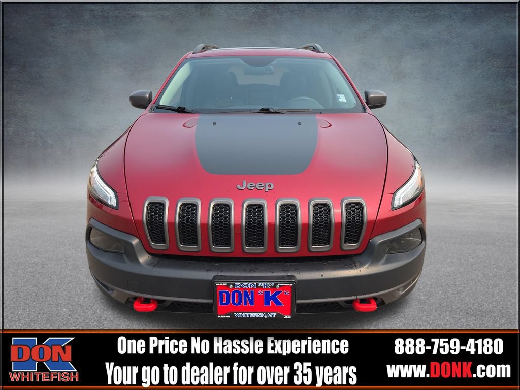 Used 2017 Jeep Cherokee Trailhawk w/ Comfort/Convenience Group AWD/4WD image 3
