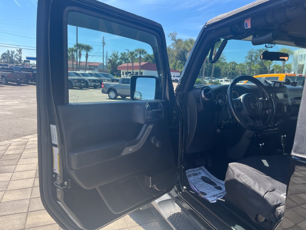 Used 2015 Jeep Wrangler Sport w/ Quick Order Package 24S AWD/4WD image 10