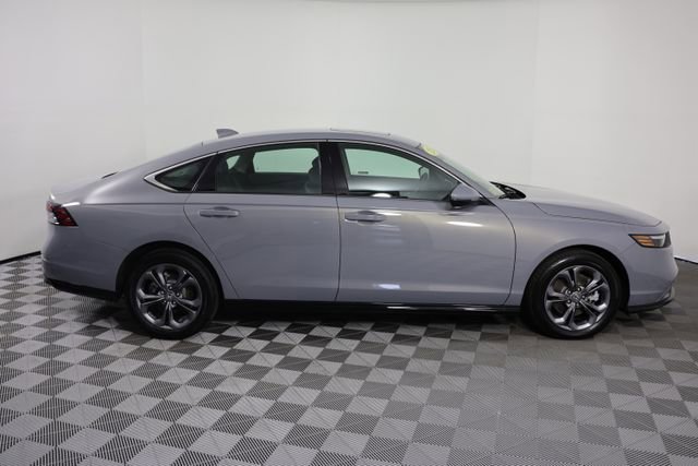 Used 2025 Honda Accord EX-L image 9