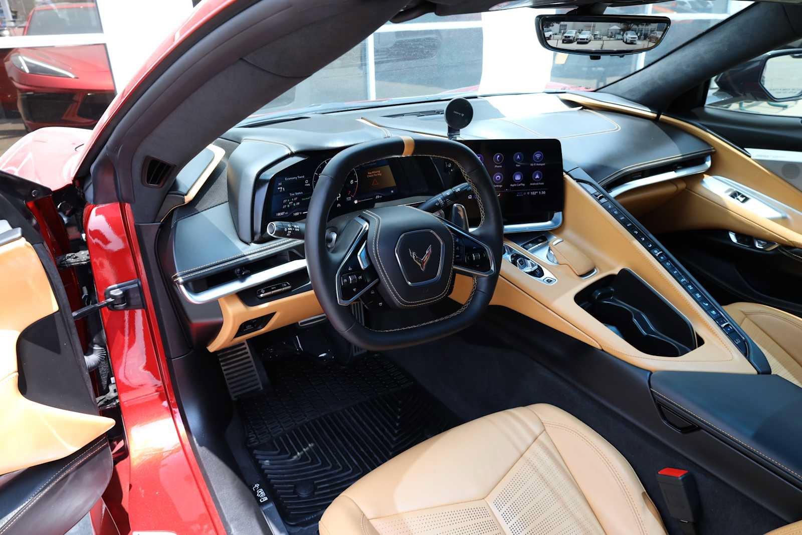 Used 2023 Chevrolet Corvette Stingray Premium Cpe w/ Z51 Performance Package RWD image 3