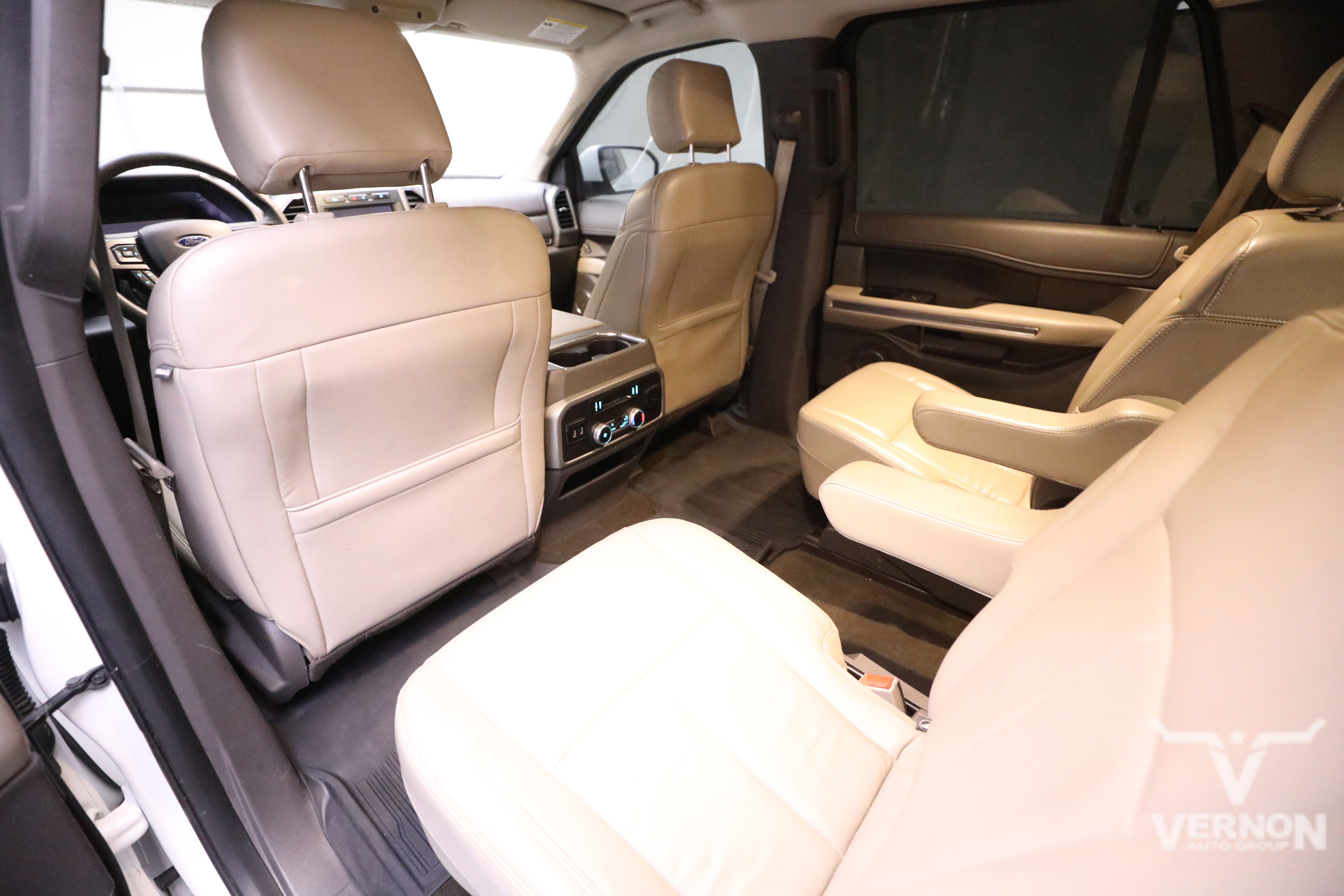 Used 2020 Ford Expedition XLT w/ Equipment Group 202A image 9