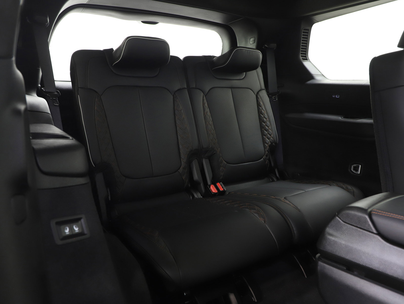 Used 2023 Jeep Grand Cherokee L Summit image 15