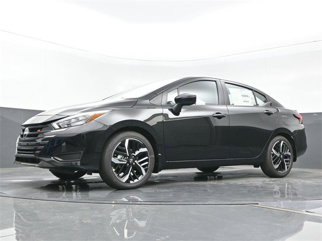 New 2025 Nissan Versa SR w/ Trunk Package image 20