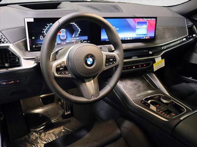 New 2026 BMW X6 xDrive40i image 3