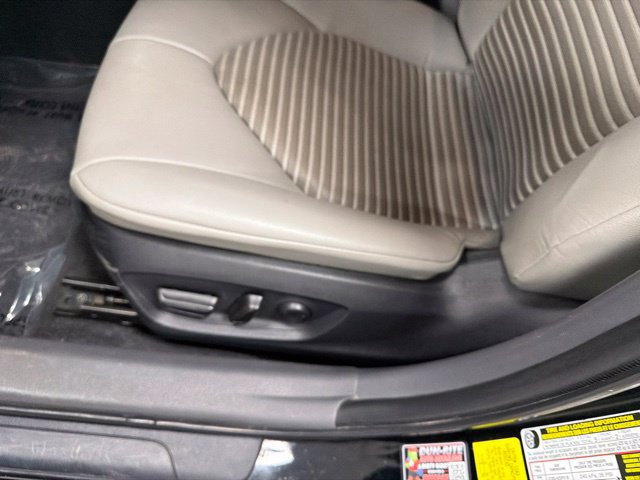 Used 2024 Toyota Camry SE FWD image 16
