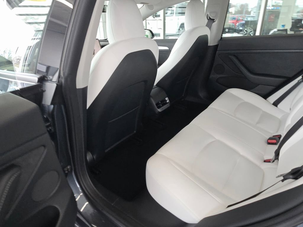 Used 2022 Tesla Model 3 Long Range image 20